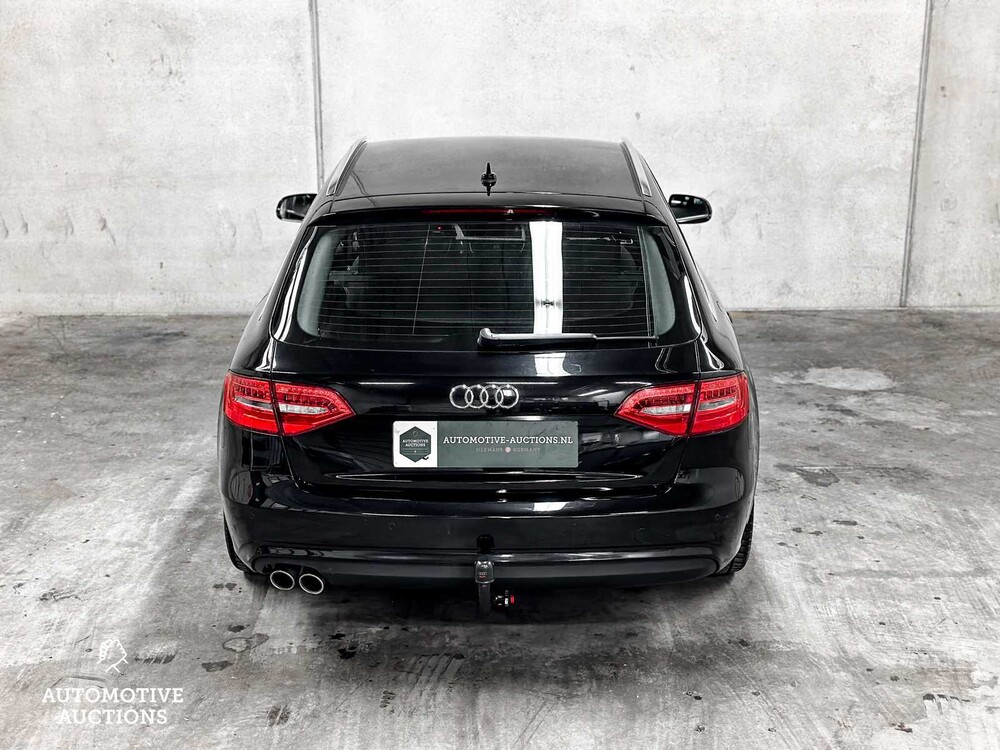 Audi A4 Avant 2.0 TDI Ultra Advance 136PS 2015 -orig. NL-, HL-711-X