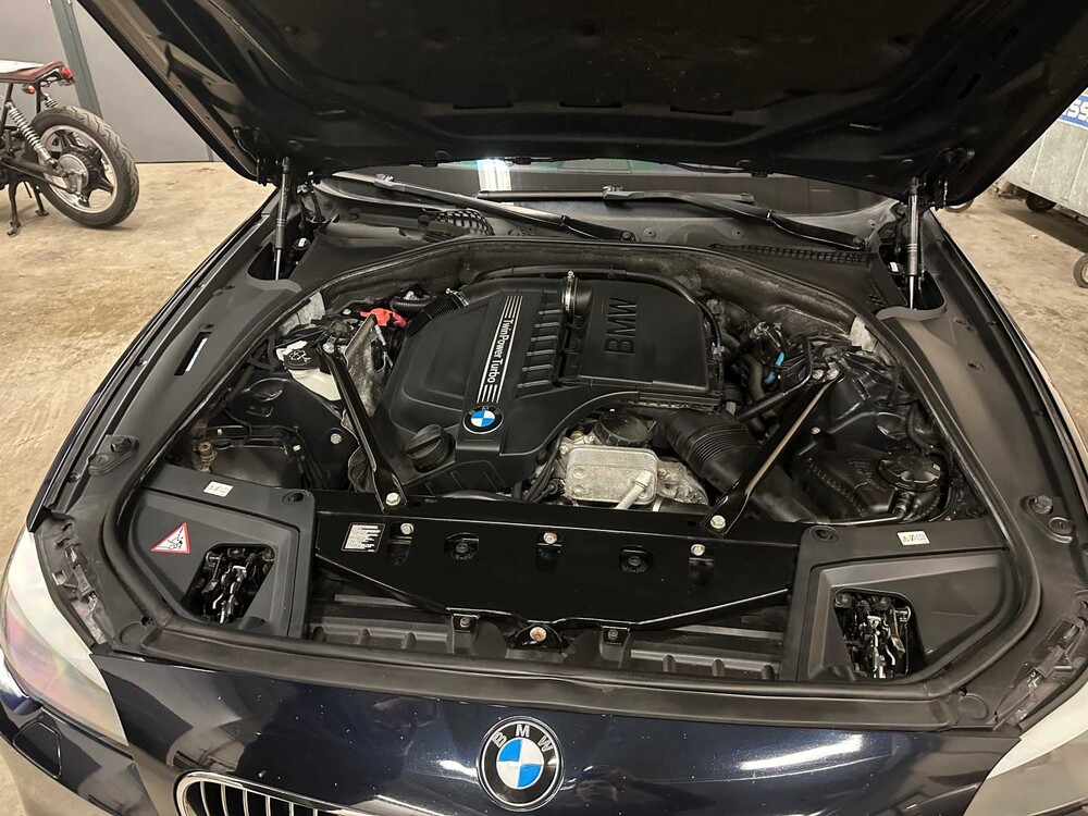 BMW 535i Touring M-Sport High Executive 306hp 2011 5 Series, 2-XVX-07