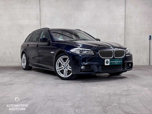 BMW 535i Touring M-Sport High Executive 306pk 2011 5-serie, 2-XVX-07