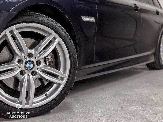 BMW 535i Touring M-Sport High Executive 306pk 2011 5-serie, 2-XVX-07