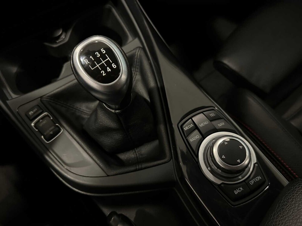 BMW 116i Sport Line Upgrade Edition 136PS 2012 1er -Orig. GB-, 54-XZF-8