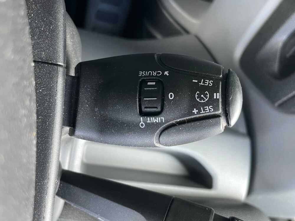 Peugeot Export 226S 1.6 Blue HDI 95 Premium 95hp 2017 Commercial Vehicle (ORIGINAL-GB), V-510-HH