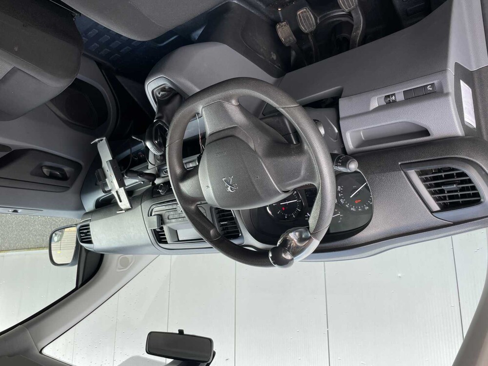 Peugeot Export 226S 1.6 Blue HDI 95 Premium 95hp 2017 Commercial Vehicle (ORIGINAL-GB), V-510-HH