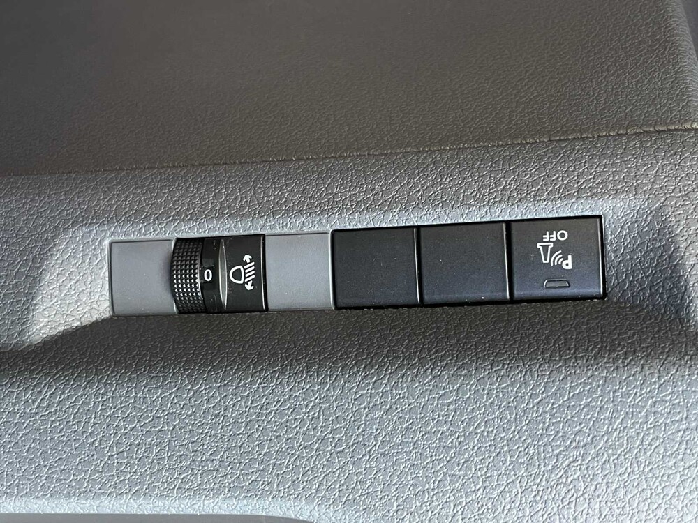 Peugeot Export 226S 1.6 Blue HDI 95 Premium 95hp 2017 Commercial Vehicle (ORIGINAL-GB), V-510-HH