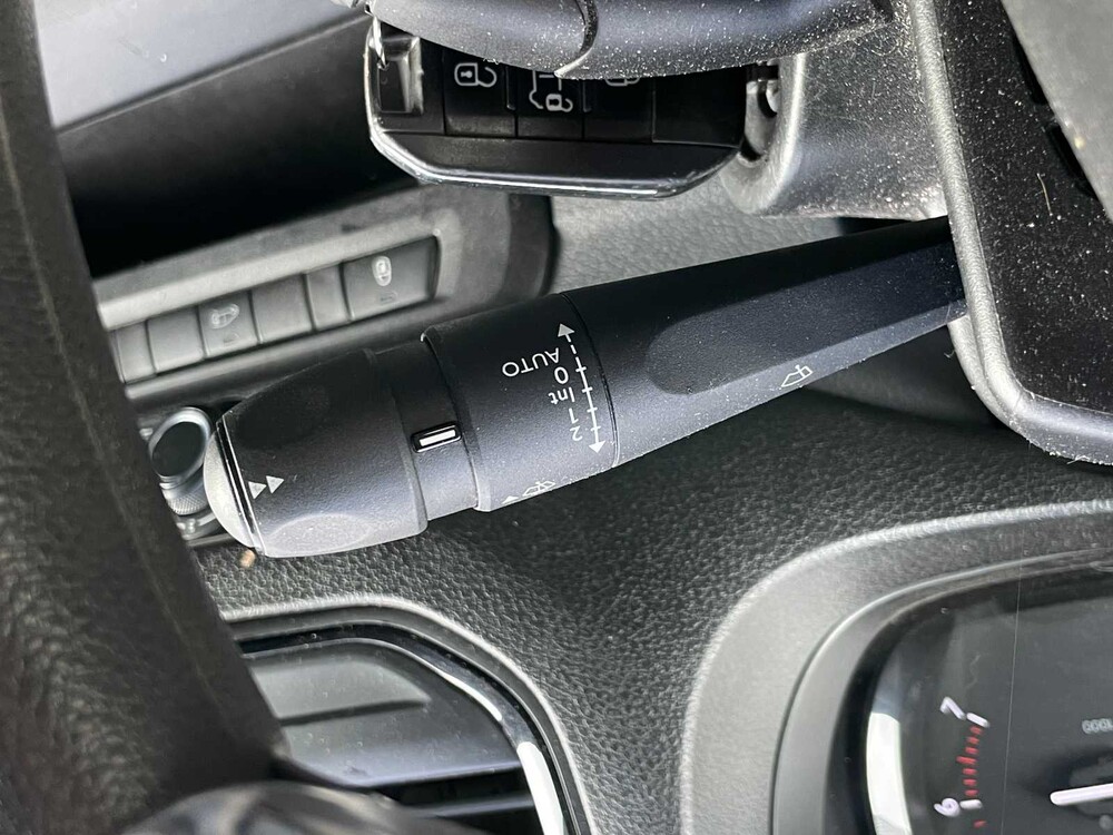 Peugeot Export 226S 1.6 Blue HDI 95 Premium 95hp 2017 Commercial Vehicle (ORIGINAL-GB), V-510-HH