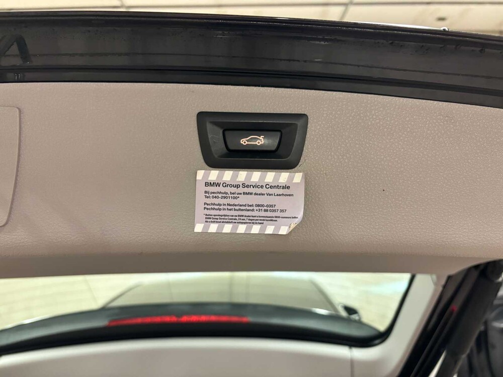 BMW 318i Touring Centennial Executive 136hp 2017 3-Series (ORIGINAL-NL), KZ-621-P