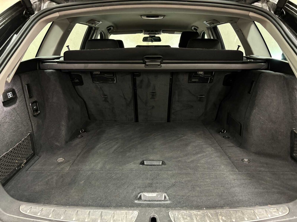 BMW 318i Touring Centennial Executive 136hp 2017 3-Series (ORIGINAL-NL), KZ-621-P