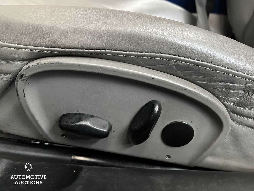 Porsche 911 996 Carrera 4 convertible 3.6 320hp 2002 Youngtimer