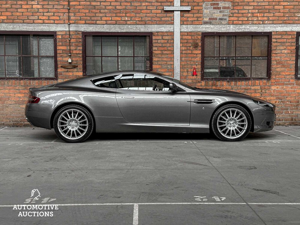 Aston Martin DB9 5.9 V12 457hp 2005 Youngtimer