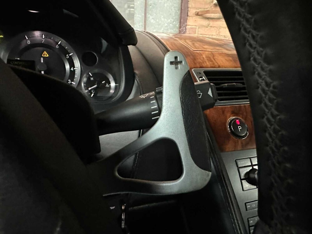 Aston Martin DB9 5.9 V12 457hp 2005 Youngtimer