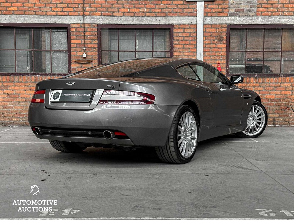 Aston Martin DB9 5.9 V12 457hp 2005 Youngtimer