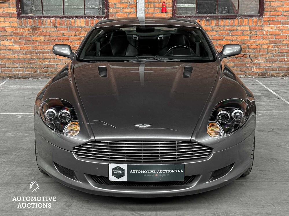 Aston Martin DB9 5.9 V12 457hp 2005 Youngtimer