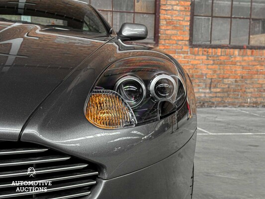 Aston Martin DB9 5.9 V12 457hp 2005 Youngtimer