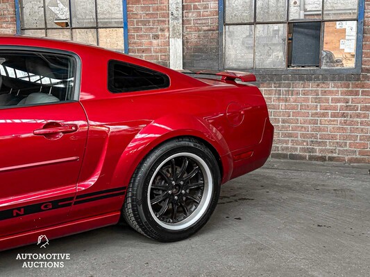 Ford Mustang Coupe 4.0 V6 Deluxe 212pk 2005 -Youngtimer-