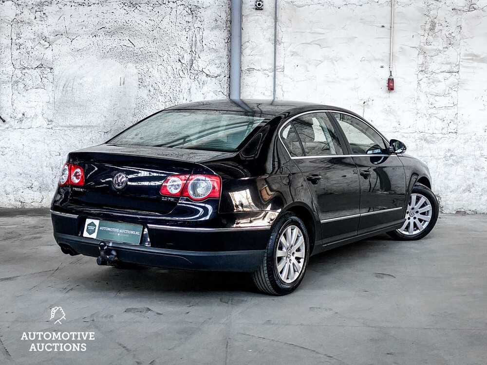 Volkswagen Passat 2.0 FSI Comfortline 150hp 2008 ORIG-NL, 92-ZF-HS