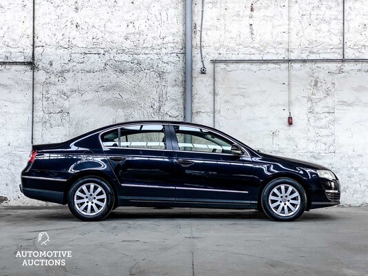 Volkswagen Passat 2.0 FSI Comfortline 150hp 2008 ORIG-NL, 92-ZF-HS