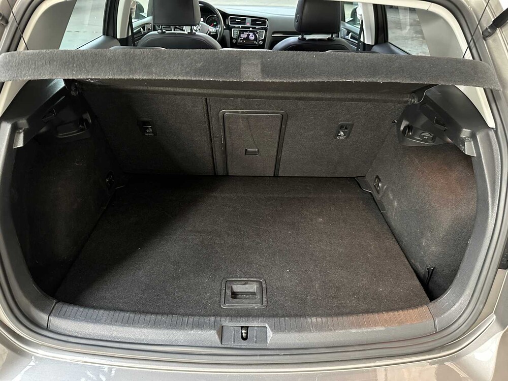 Volkswagen Golf 1.2 TSI Highline 105hp 2013 ORIG NL, 4-KTL-21