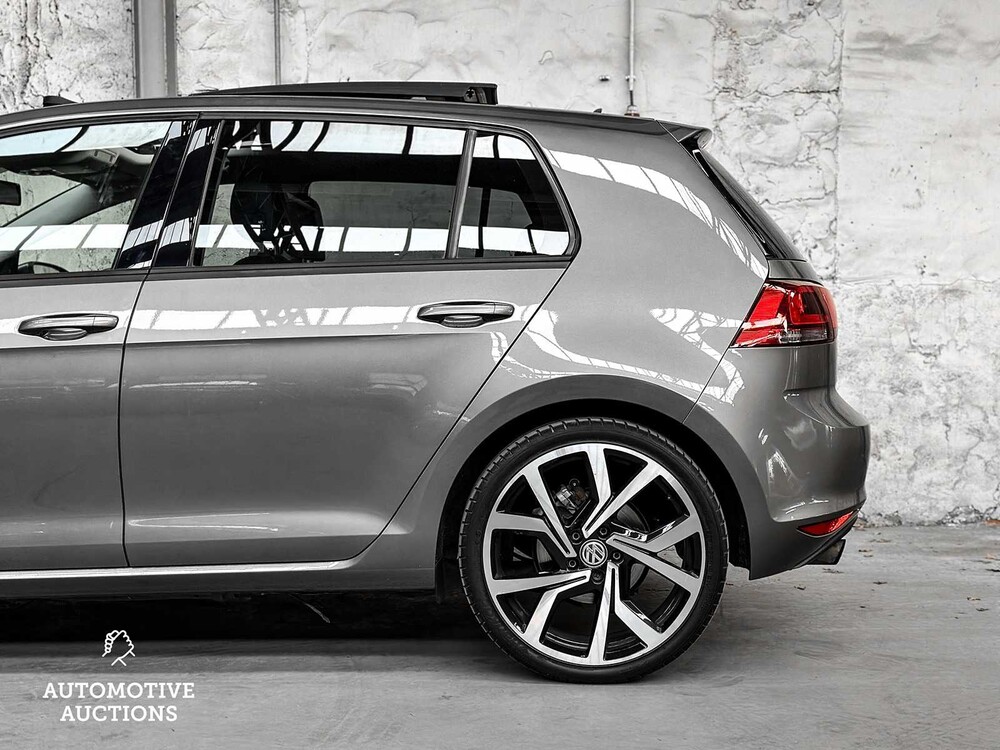 Volkswagen Golf 1.2 TSI Highline 105hp 2013 ORIG NL, 4-KTL-21