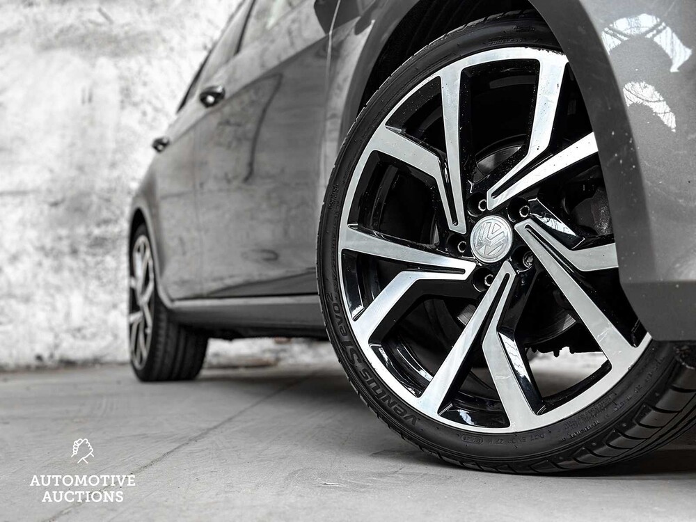 Volkswagen Golf 1.2 TSI Highline 105hp 2013 ORIG NL, 4-KTL-21