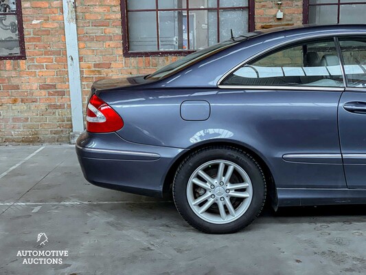 Mercedes-Benz CLK240 Elegance 170hp 2002 CLK-Class Coupe, GP-010-G