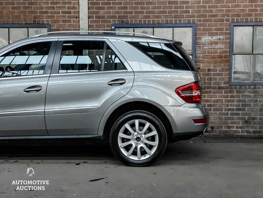 Mercedes-Benz ML350 3.5 V6 Edition 125 272PS 2011 M-Klasse -Orig. NL-, 03-PBK-5