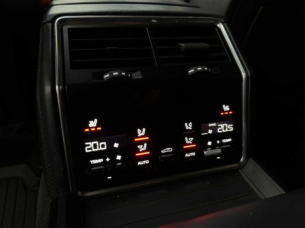 Porsche Panamera Turbo 4.0 V8 549hp Sport-Chrono 2017 -CARBON-