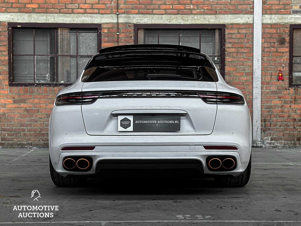 Porsche Panamera Turbo 4.0 V8 549hp Sport-Chrono 2017 -CARBON-