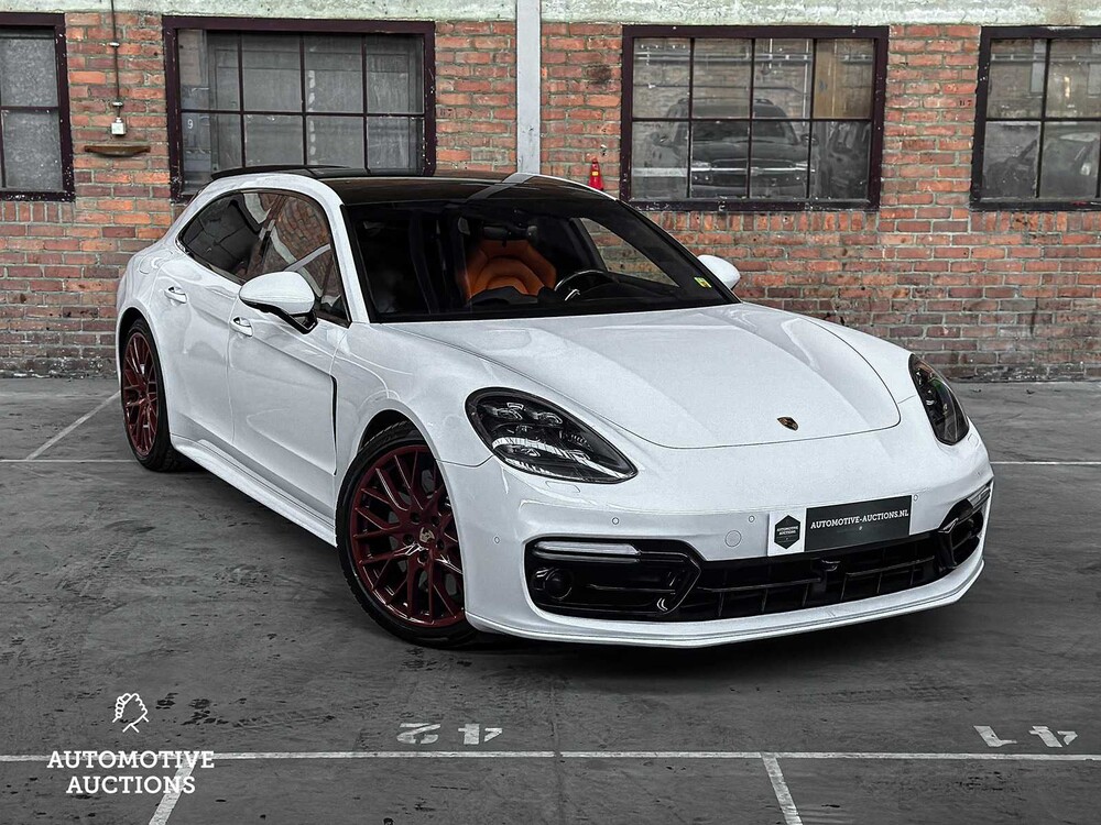 Porsche Panamera Turbo 4.0 V8 549hp Sport-Chrono 2017 -CARBON-