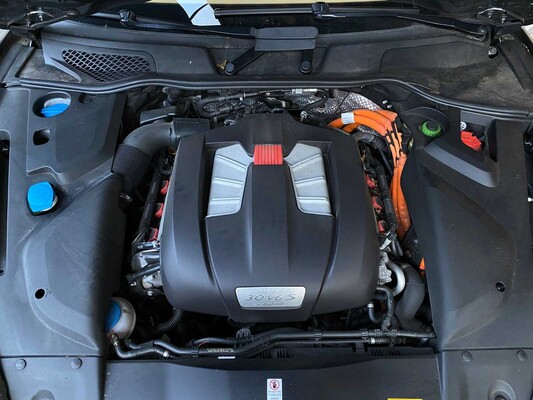 Porsche Cayenne S E-Hybrid 3.0 V6 416PS Plug-In FACELIFT 2015 ORIG-GB, 3-ZHG-85