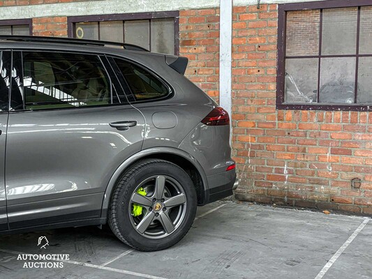 Porsche Cayenne S E-Hybrid 3.0 V6 416PS Plug-In FACELIFT 2015 ORIG-GB, 3-ZHG-85