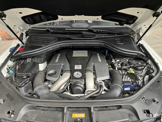 Mercedes-Benz ML63 AMG 5.5 V8 Performance Pack 557PS 2014 M-Klasse, KT-808-X