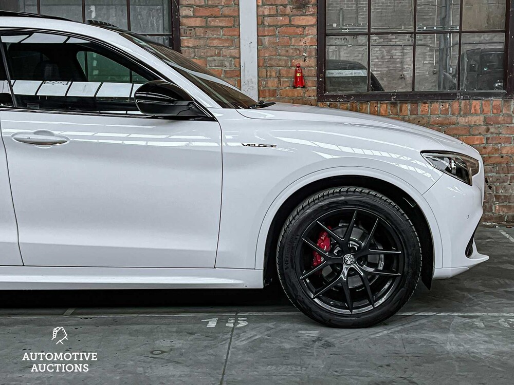 Alfa Romeo Stelvio VELOCE 2.0T AWD 280hp 2020, S-517-SK