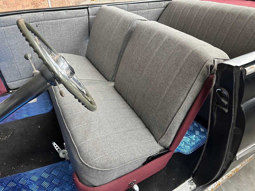 Buick Hotrod convertible 8 cylinder 1951 Classic car