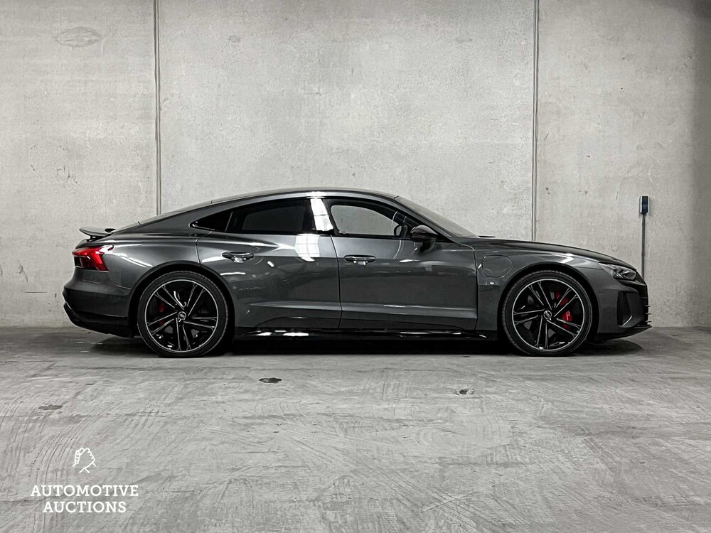 Audi e-tron GT RS 600PS 93kWh 2022 CARBON, R-654-GP