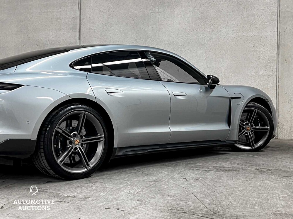 Porsche Taycan Turbo S 93 kWh Sport-Chrono 761PS 2020 (Original-NL + 1. Besitzer), H-112-RD
