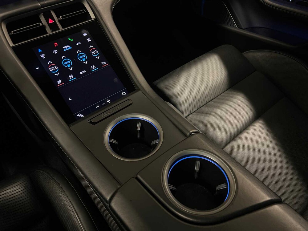 Porsche Taycan Turbo S 93 kWh Sport-Chrono 761PS 2020 (Original-NL + 1. Besitzer), H-112-RD