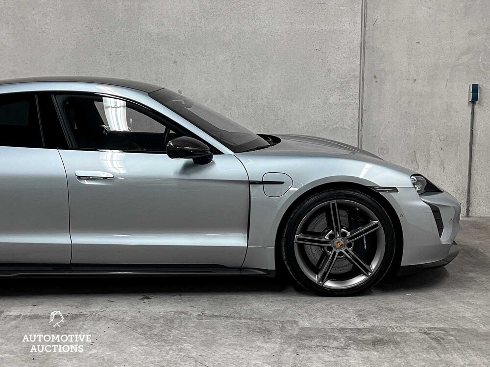 Porsche Taycan Turbo S 93 kWh Sport-Chrono 761PS 2020 (Original-NL + 1. Besitzer), H-112-RD