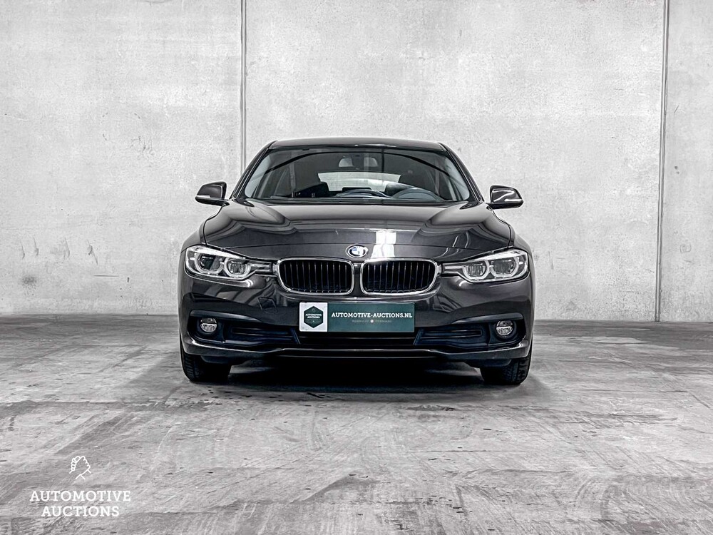 BMW 318i Touring Centennial Executive 136pk 2017 3-serie (ORIGINEEL-NL), KZ-621-P