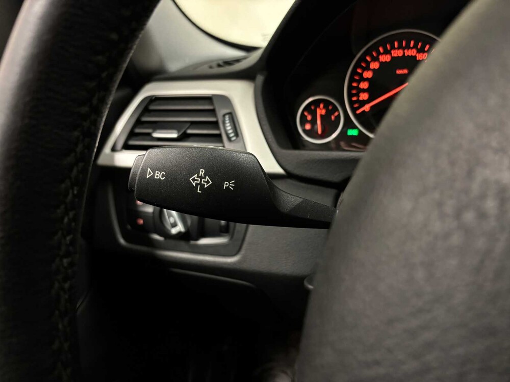 BMW 318i Touring Centennial Executive 136pk 2017 3-serie (ORIGINEEL-NL), KZ-621-P