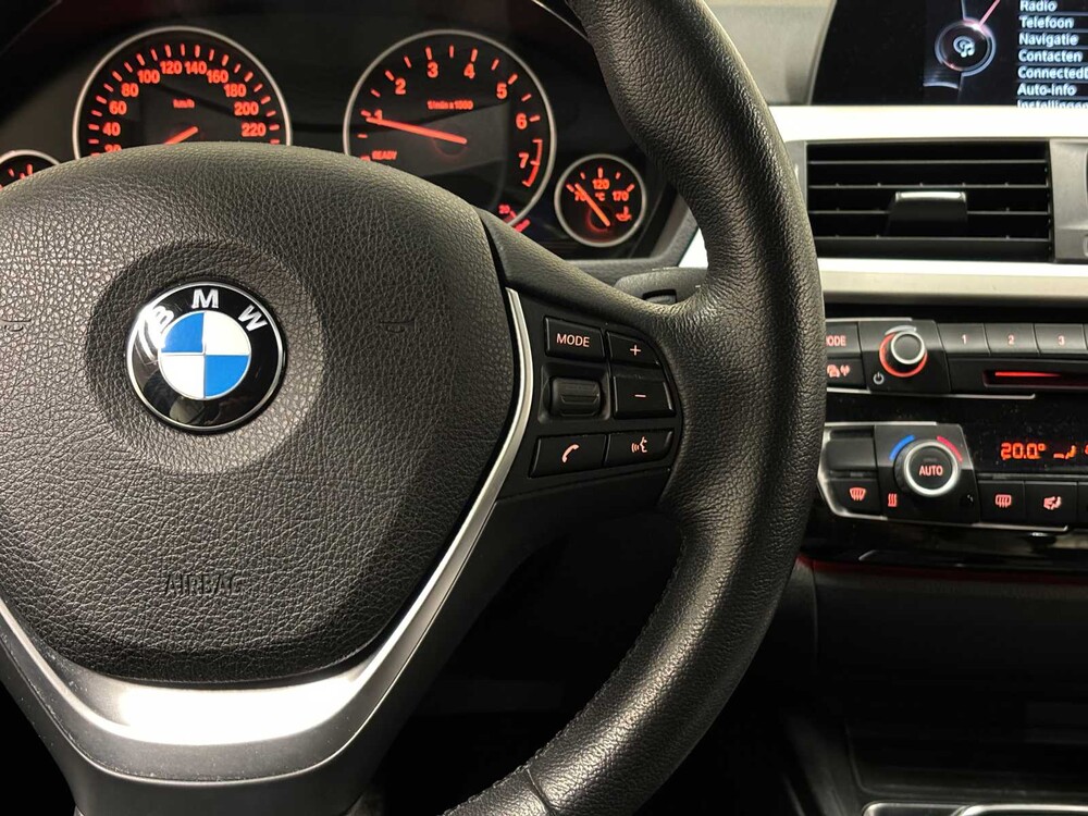 BMW 318i Touring Centennial Executive 136pk 2017 3-serie (ORIGINEEL-NL), KZ-621-P