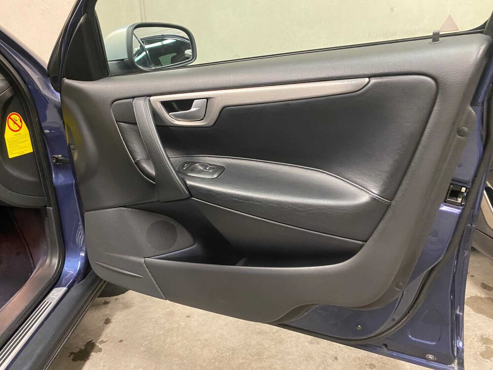 Volvo V70 2.5 R 299pk 2003pk, 61-PNB-1  Youngtimer