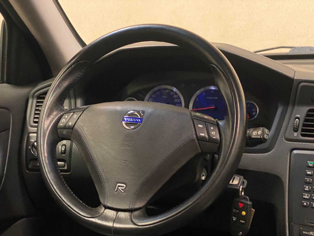 Volvo V70 2.5 R 299pk 2003pk, 61-PNB-1  Youngtimer