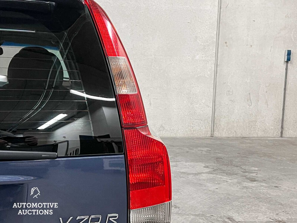 Volvo V70 2.5 R 299pk 2003pk, 61-PNB-1  Youngtimer