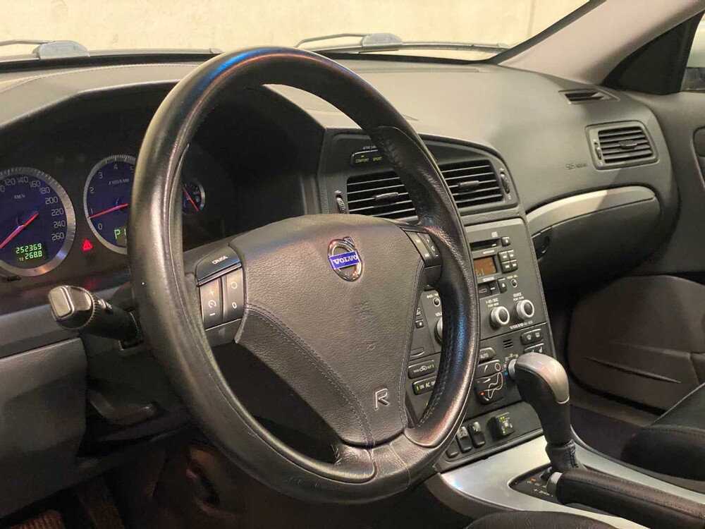Volvo V70 2.5 R 299pk 2003pk, 61-PNB-1  Youngtimer