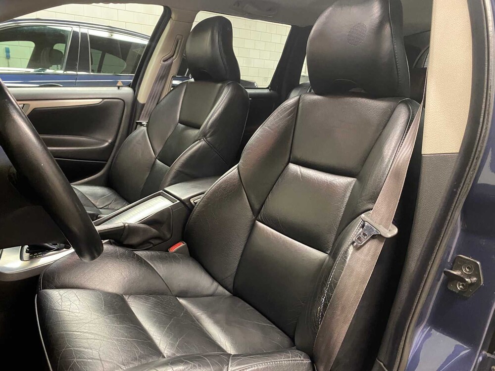 Volvo V70 2.5 R 299pk 2003pk, 61-PNB-1  Youngtimer