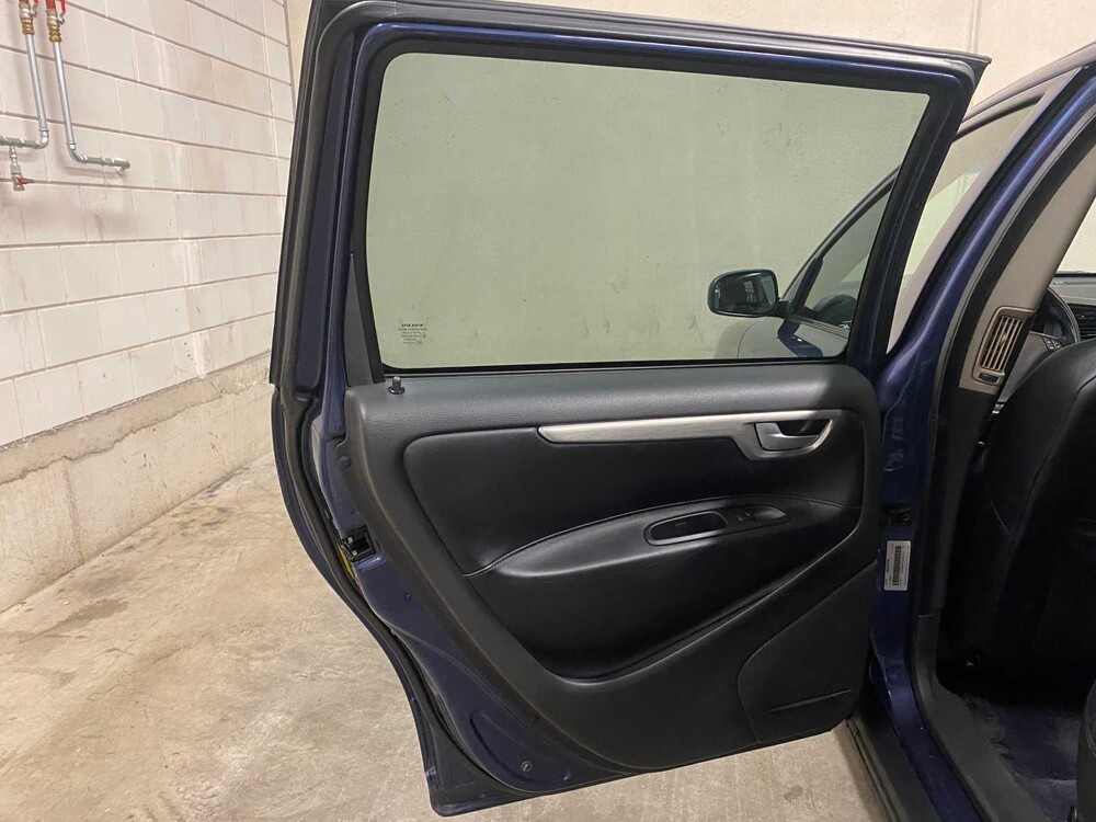 Volvo V70 2.5 R 299pk 2003pk, 61-PNB-1  Youngtimer