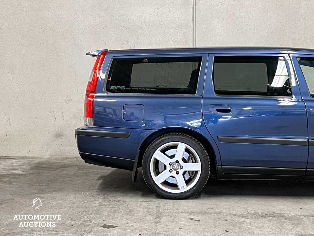 Volvo V70 2.5 R 299pk 2003pk, 61-PNB-1  Youngtimer