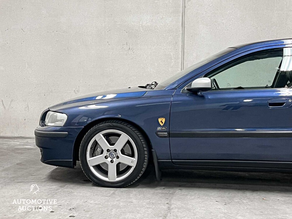 Volvo V70 2.5 R 299pk 2003pk, 61-PNB-1  Youngtimer