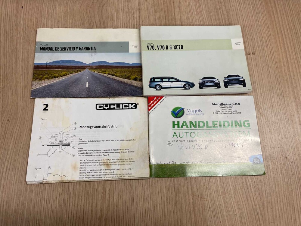 Volvo V70 2.5 R 299pk 2003pk, 61-PNB-1  Youngtimer