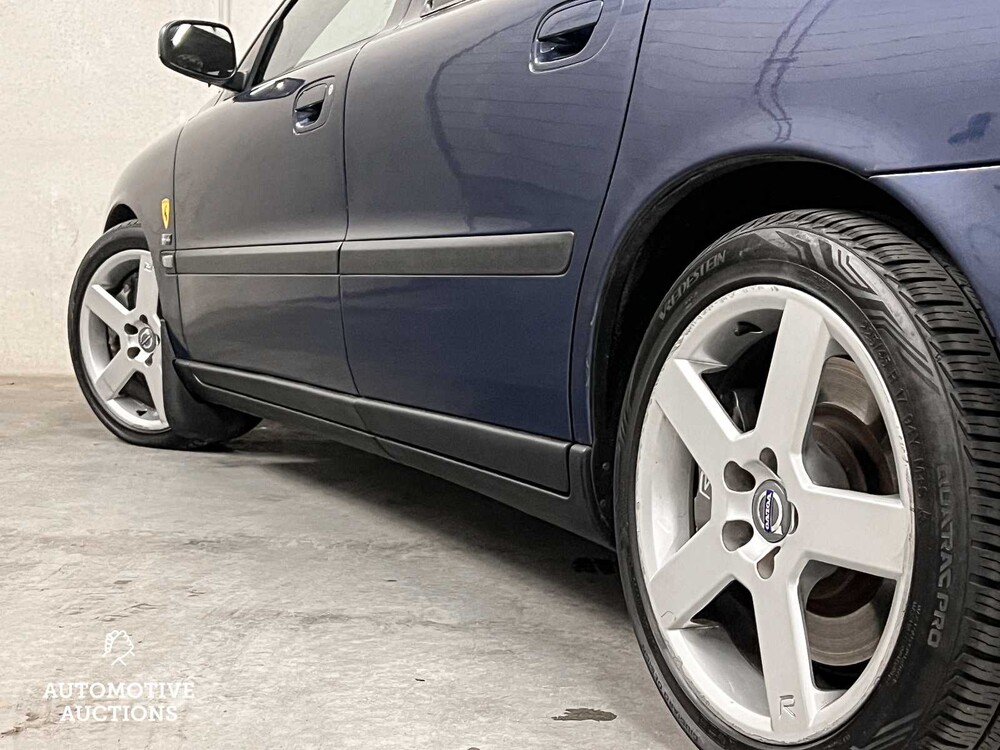 Volvo V70 2.5 R 299pk 2003pk, 61-PNB-1  Youngtimer